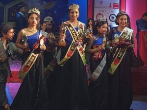 सिन्धुपाल्चोककी कृन्जिला श्रेष्ठले चुमिन जुनियर मिस नेपालको ३ वटा टाईटल उपाधी : सिन्धुपाल्चोककी कृन्जिला श्रेष्ठले चुमिन जुनियर मिस नेपालको ३ वटा टाईटल उपाधी :