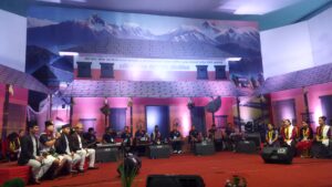 राष्ट्रिय खुल्ला दोहोरी गीत प्रतियोगिता र स्रष्टा सम्मान एवम् इन्द्रेणी कार्यक्रम” को अन्तिम दिन भोलि ८ समूह बिच कडा प्रतिस्पर्धा हुने राष्ट्रिय खुल्ला दोहोरी गीत प्रतियोगिता र स्रष्टा सम्मान एवम् इन्द्रेणी कार्यक्रम” को अन्तिम दिन भोलि ८ समूह बिच कडा प्रतिस्पर्धा हुने