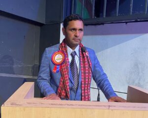 कार्यक्रम सञ्चालनमा जम्दै हरी प्रसाद पौडेल