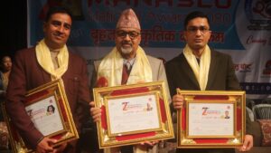 “सातौ मनास्लु राष्ट्रिय अर्वाड – २०८०” बाट ३ जना टेलिभिजनकर्मी सम्मानित