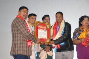 “उपमा राष्ट्रिय साँस्कृतिक म्युजिक अवार्ड २०८०” सम्पन्न, पत्रकार र बिभिन्न स्रष्टाहरु सम्मानित