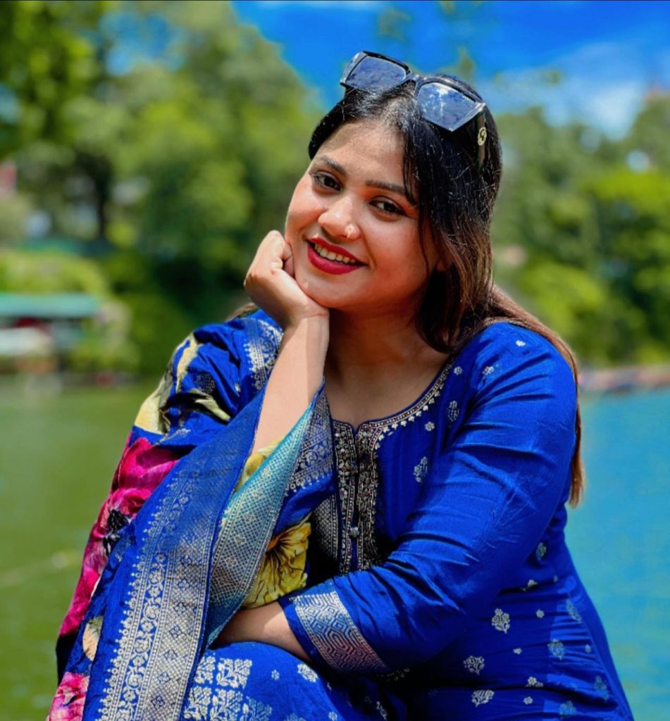 घरबाट भागी भागी नाच्न हिड्ने टिका जैसी मोडलिङ र मेला महोत्सब तिर ब्यस्त